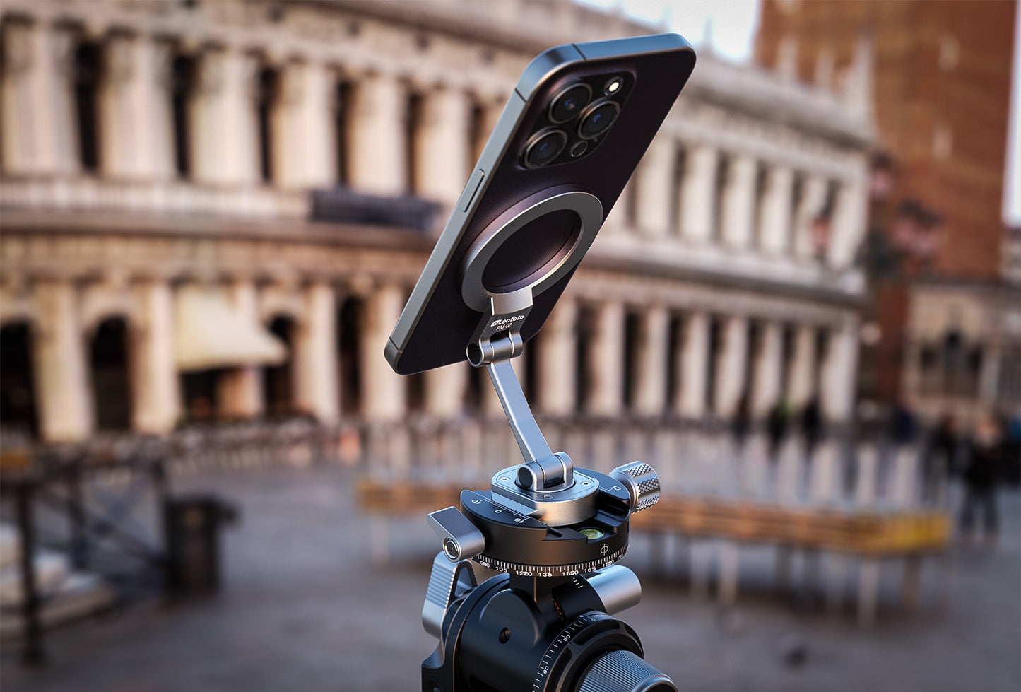 Leofoto Magsafe Car Phone Mount PM-02